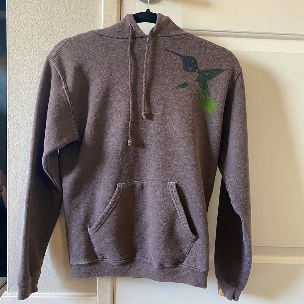 BROWN FREE CITY HOODIE W/ HUMMINGBIRD